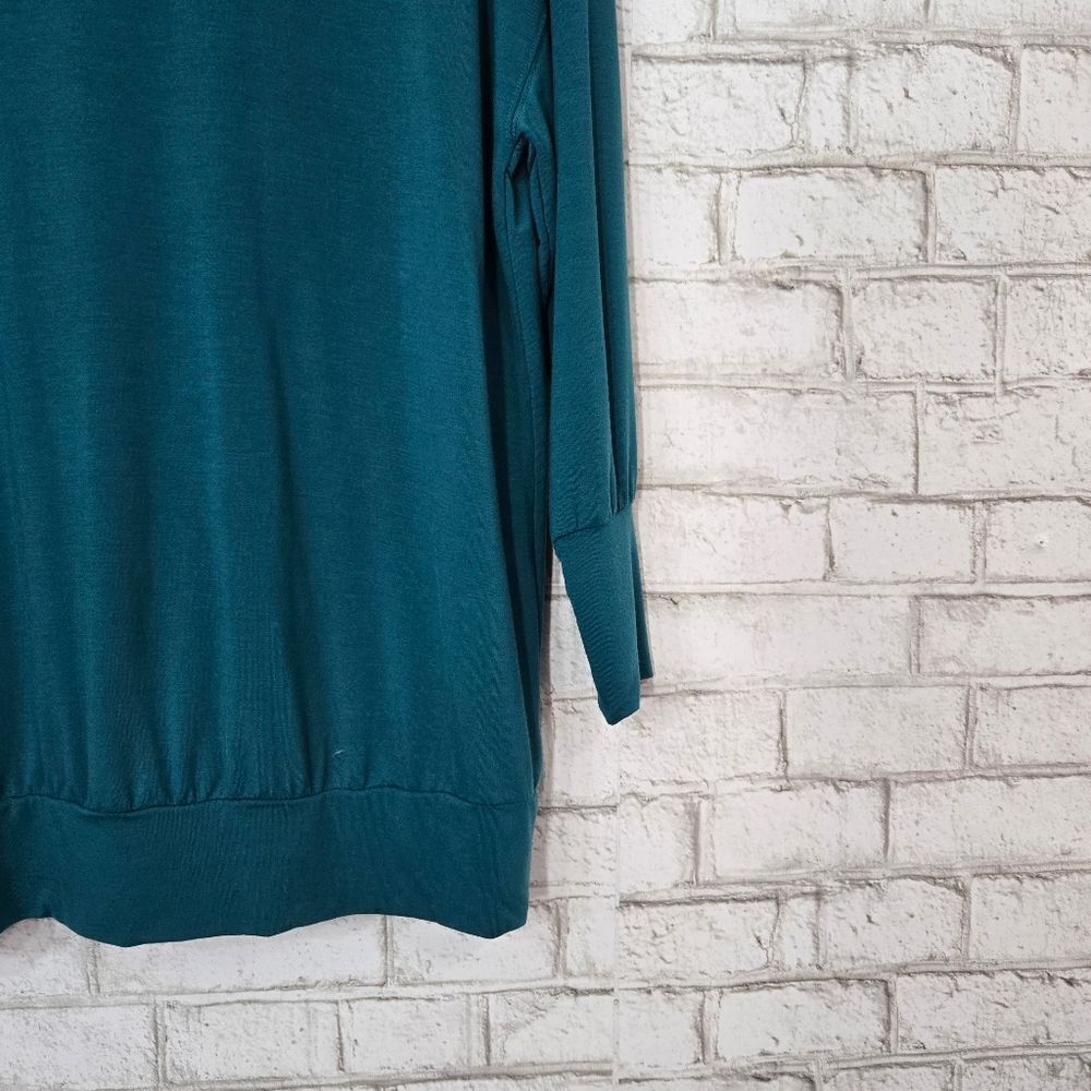 Fabletics‎ oversized top - Picture 5 of 15